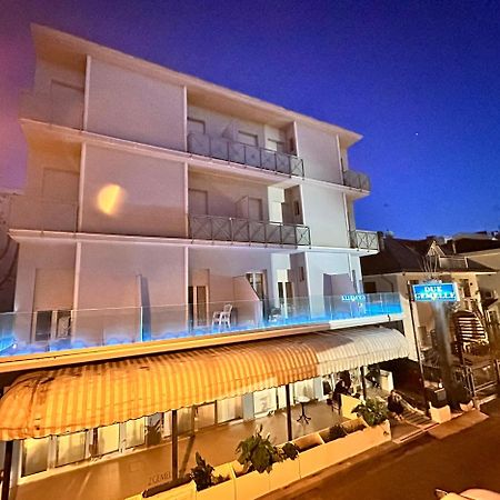Hotel Due Gemelle Rimini Exterior foto
