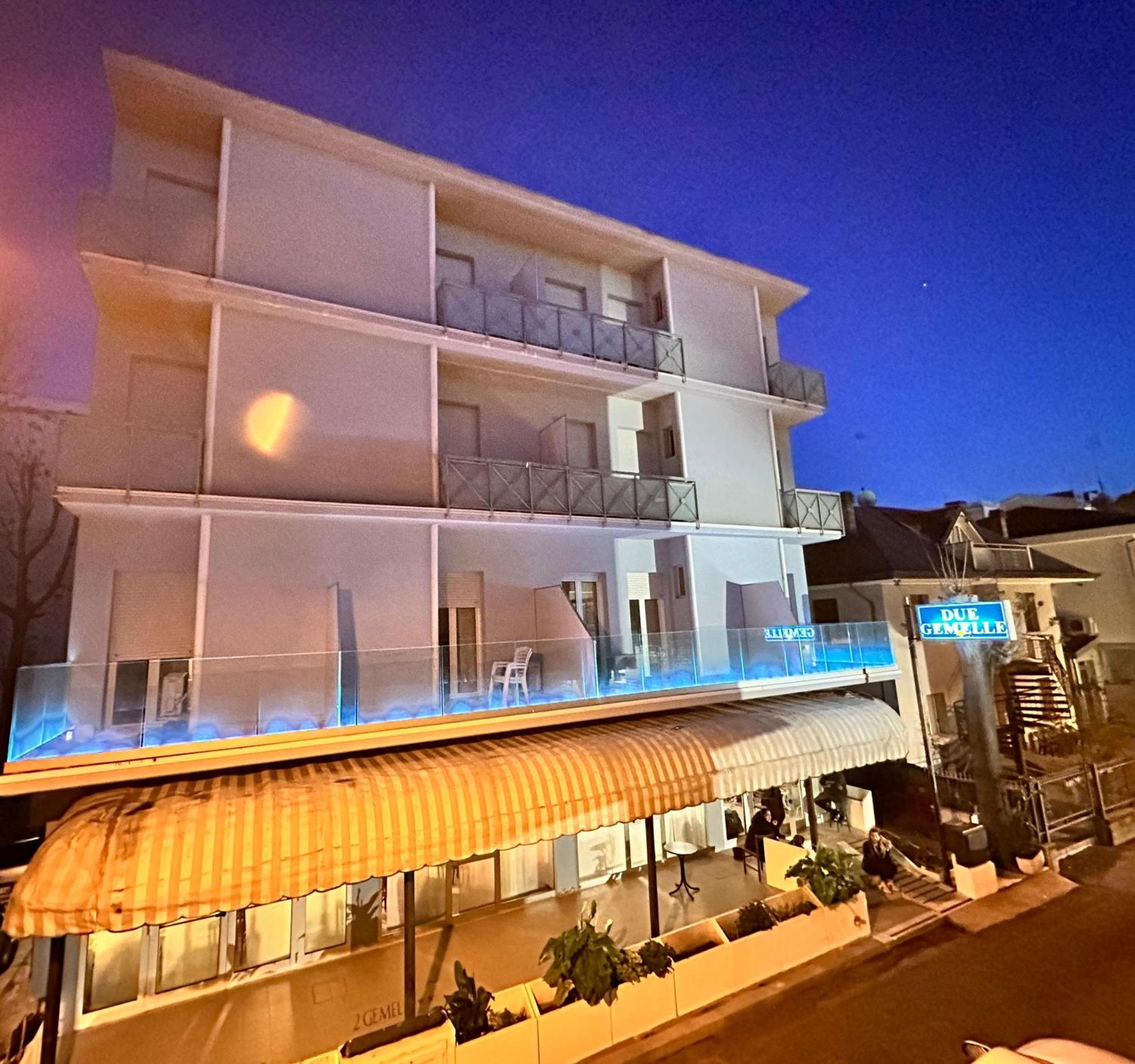 Hotel Due Gemelle Rimini Exterior foto