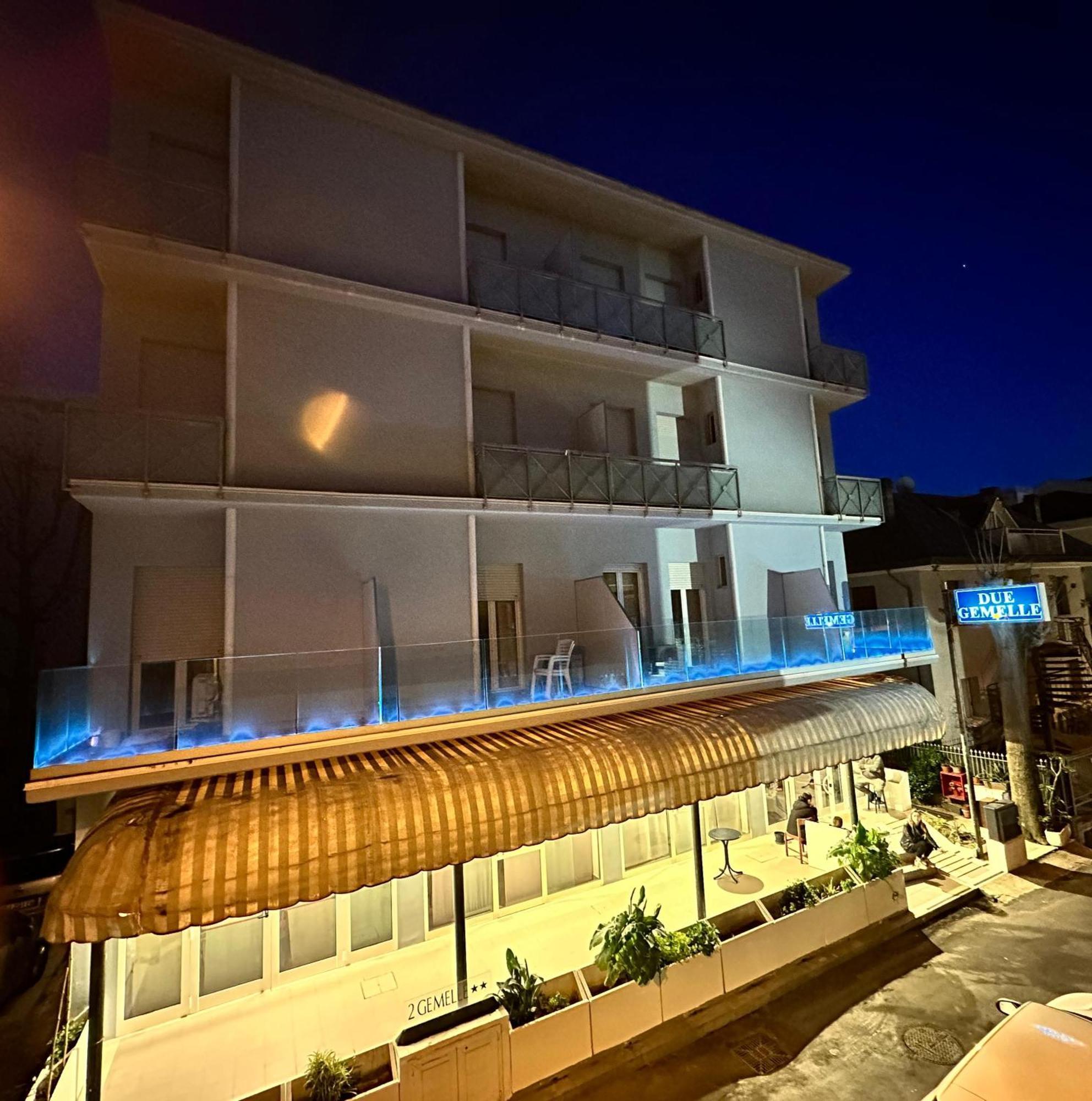 Hotel Due Gemelle Rimini Exterior foto